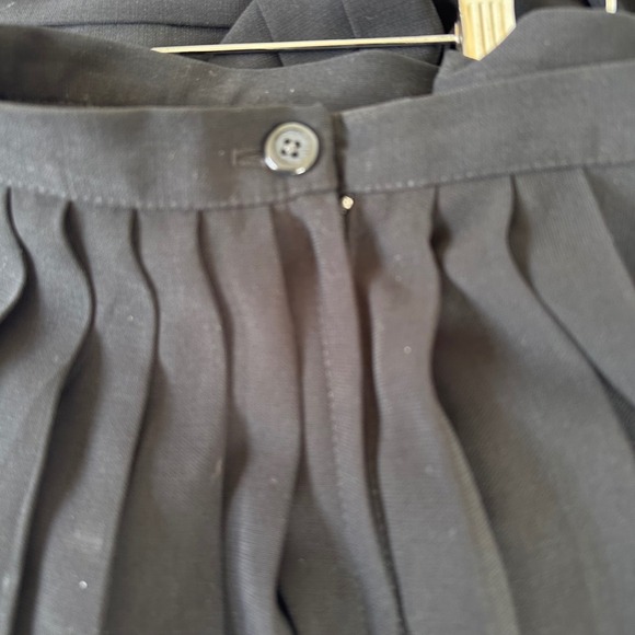 Savion Women's Black Pleated Skirt Knee Length Career Office Classic - Picture 3 of 5